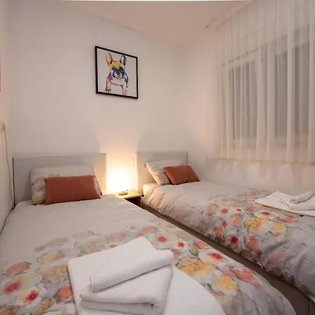 Apartment Miss Tina *