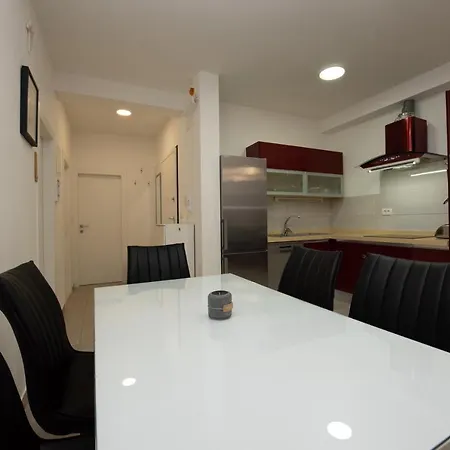 Apartman Miss Tina *