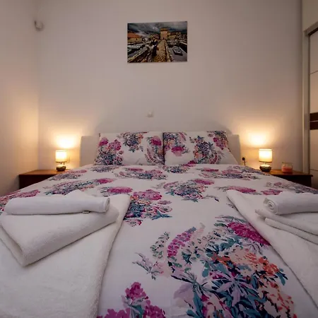 Apartman Miss Tina *