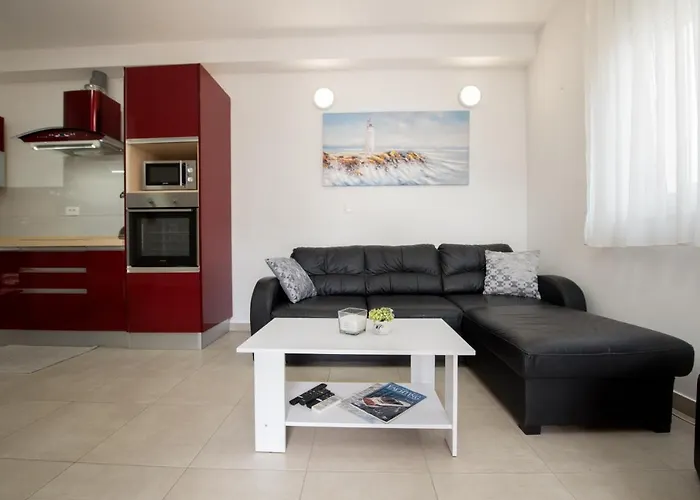 Apartman Miss Tina *